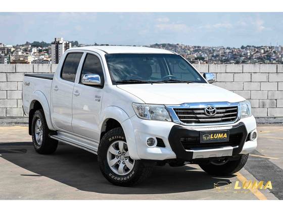 TOYOTA HILUX 2.7 SRV 4X4 CD 16V FLEX 4P AUTOMÁTICO